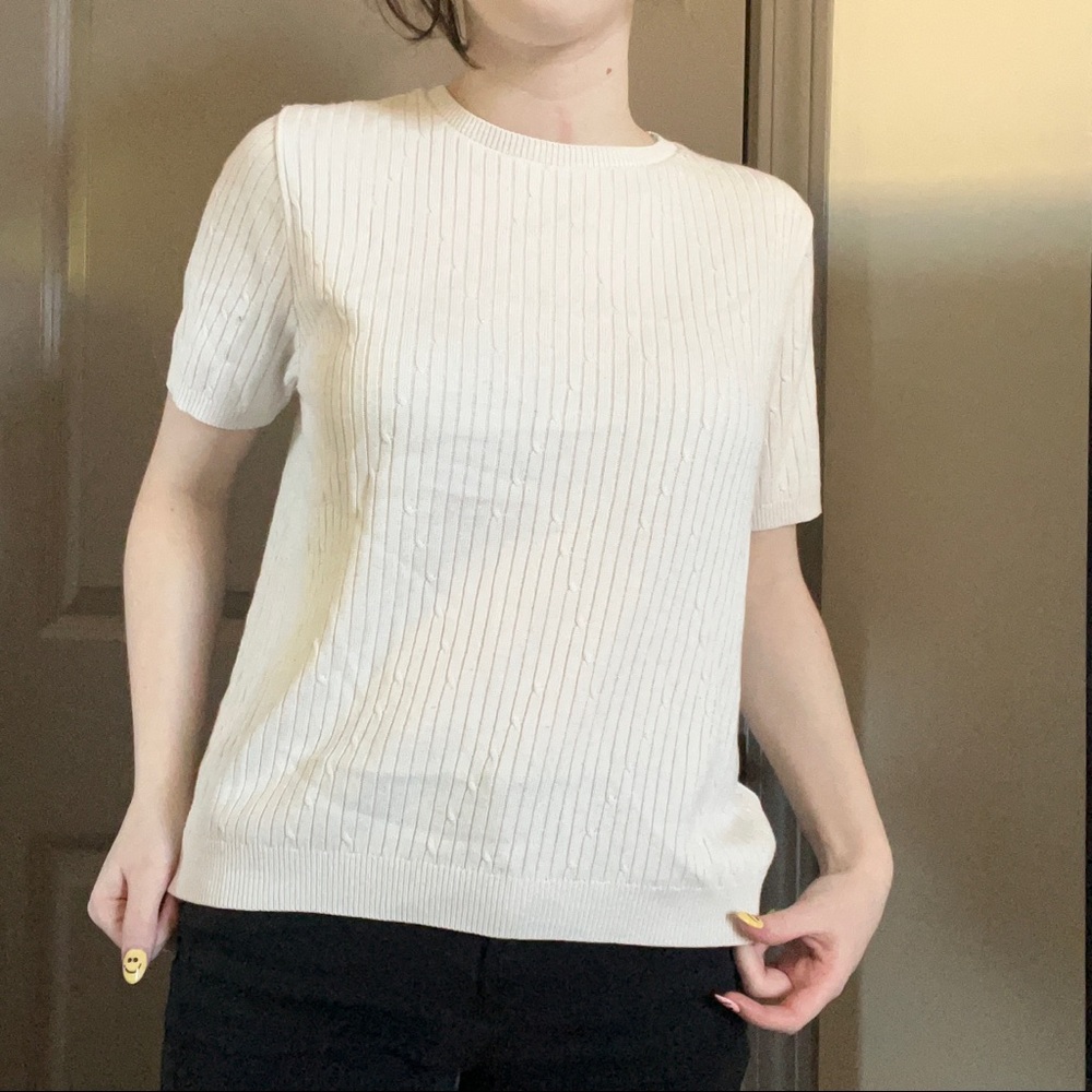 Short sleeve white knit sweater